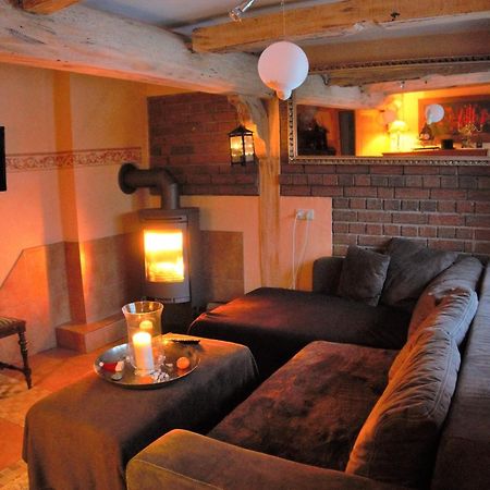 Altes Landhaus Oste, Klavier Appartement, 2 Zimmer Mit Kamin Hemmoor エクステリア 写真