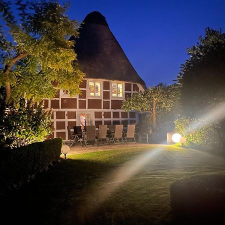 Altes Landhaus Oste, Klavier Appartement, 2 Zimmer Mit Kamin Hemmoor エクステリア 写真