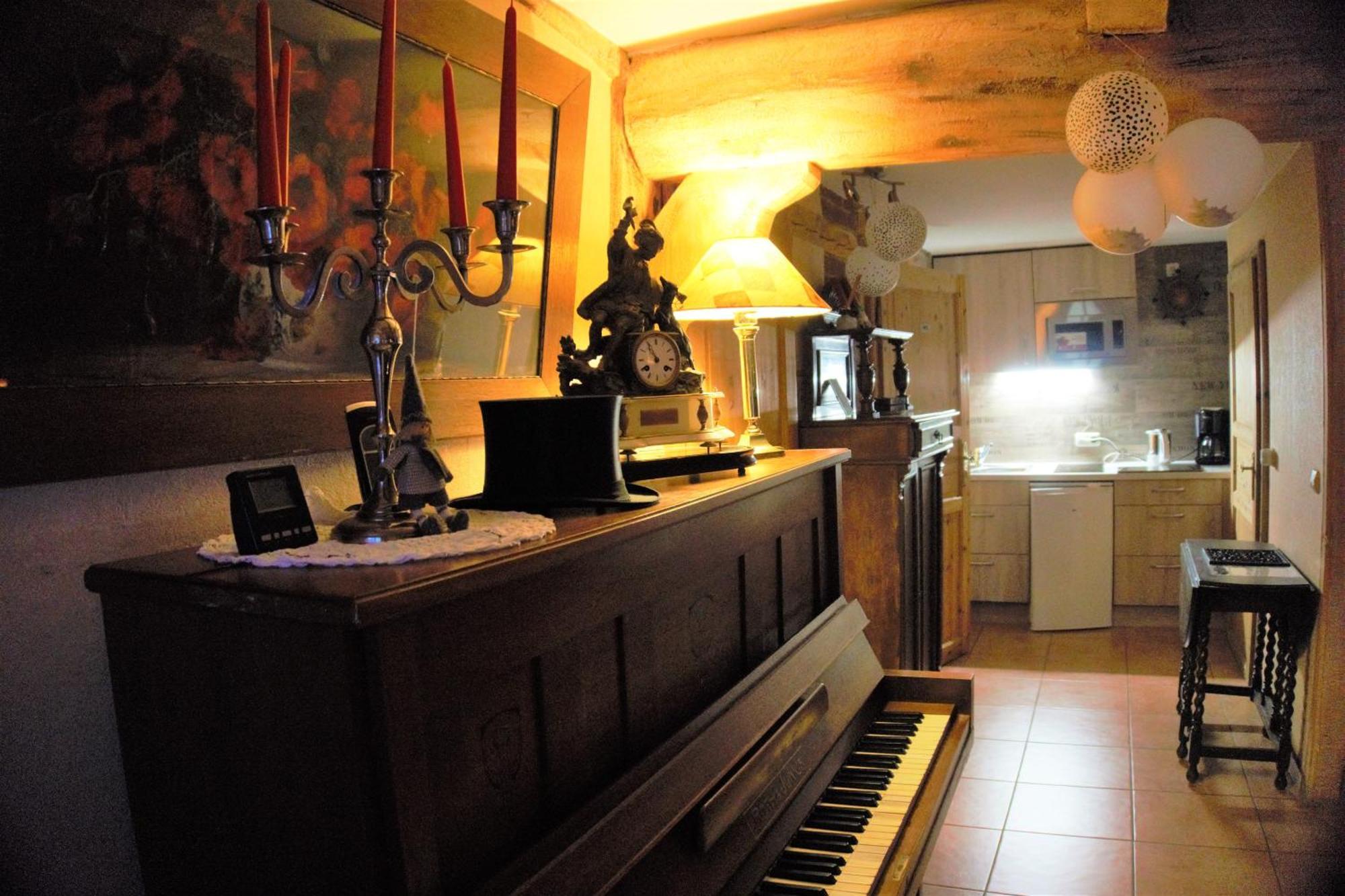 Altes Landhaus Oste, Klavier Appartement, 2 Zimmer Mit Kamin Hemmoor エクステリア 写真